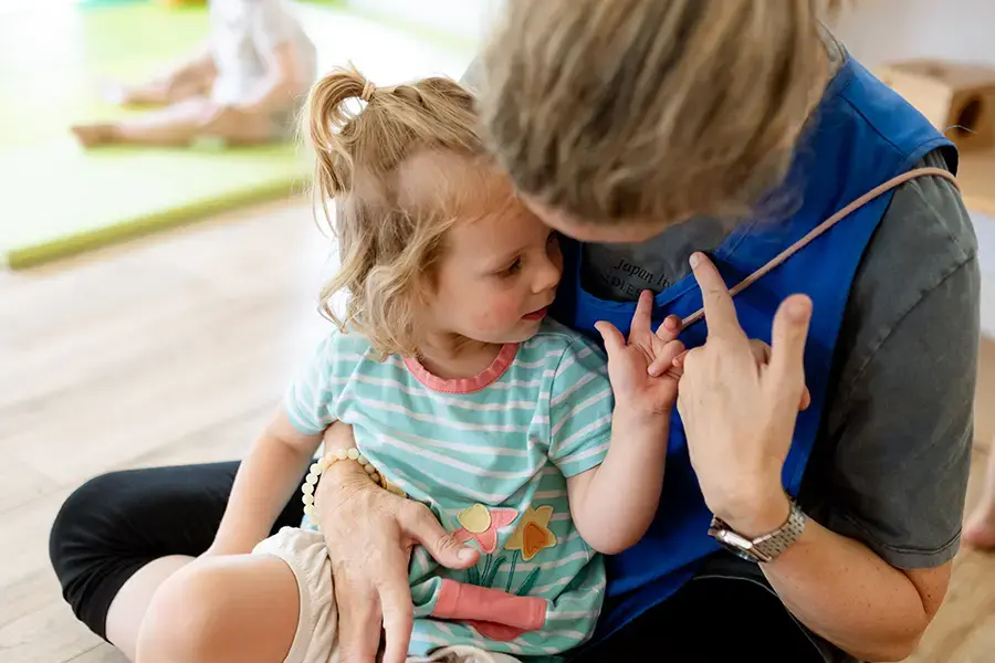 Atención personalizada en un ambiente Nido Montessori