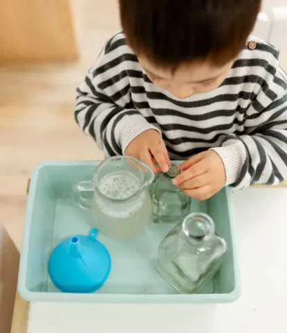 Los materiales en Comunidad Infantil Montessori son reales y proporcionadas al tamaño del niño.