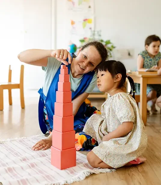 Centro infantil Montessori en Barcelona bilingüe (inglés-español)